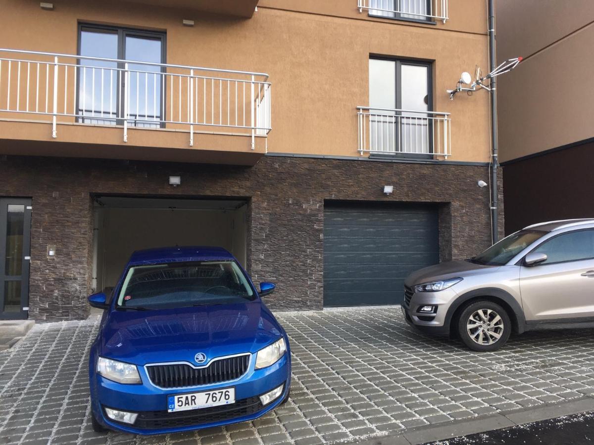 Apartmany Na Vyhledech Loučná pod Klínovcem Eksteriør billede
