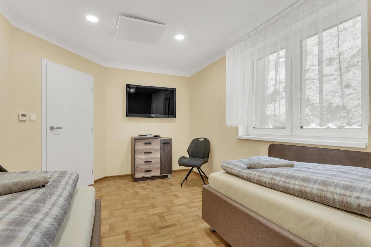 Apartmany Na Vyhledech Loučná pod Klínovcem Eksteriør billede